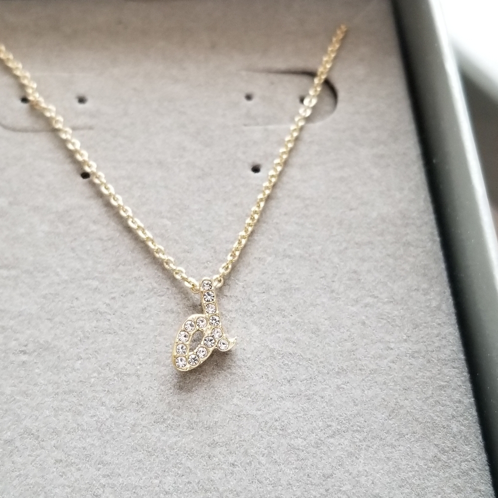 NADRI Initial Pendant Necklace "d"